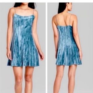 NWT Women’s wild fable crushed velvet blue mini dress